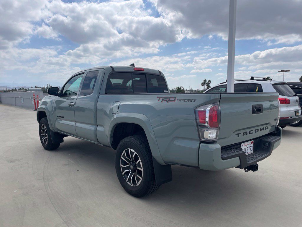 Used 2023 Toyota Tacoma TRD Sport RWD image 4