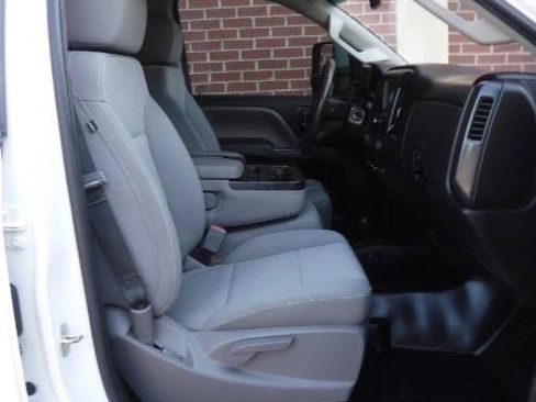 Used 2019 Chevrolet Silverado 2500 W/T AWD/4WD image 6