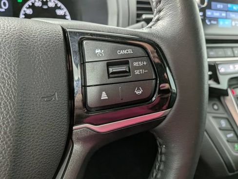 Used 2025 Honda Odyssey EX-L image 8
