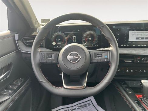 New 2026 Nissan Kicks SR w/ Cold Weather Package image 12