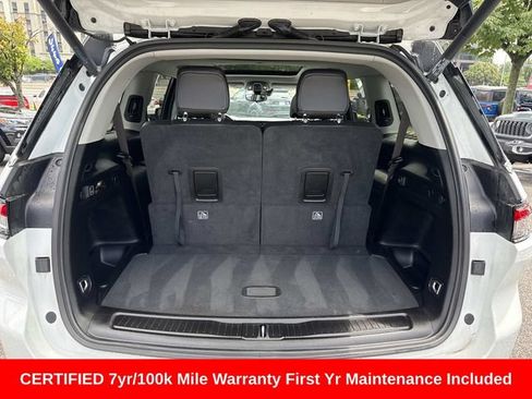 Used 2023 Jeep Grand Cherokee L Limited AWD/4WD image 15