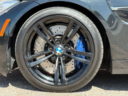 Used 2017 BMW M4 Coupe image 28