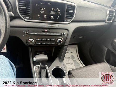 Used 2022 Kia Sportage LX FWD image 44