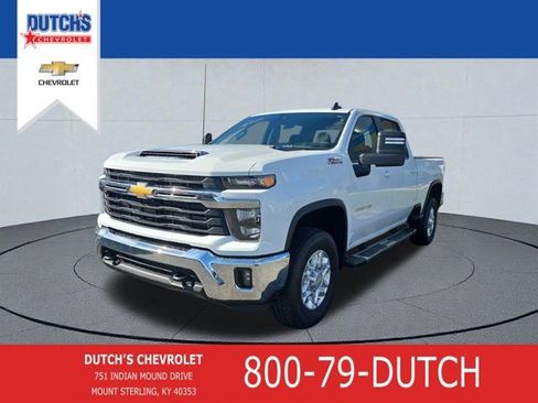 Used 2024 Chevrolet Silverado 2500 LT image 1