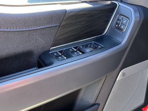 New 2025 Ford F150 Lariat w/ Equipment Group 502A High image 15