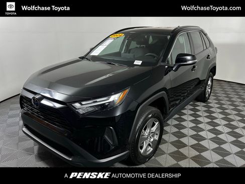 Certified 2024 Toyota RAV4 XLE FWD image 1