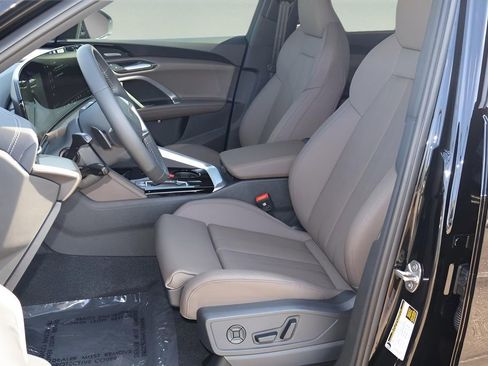 New 2025 Audi Q5 Premium Plus image 12