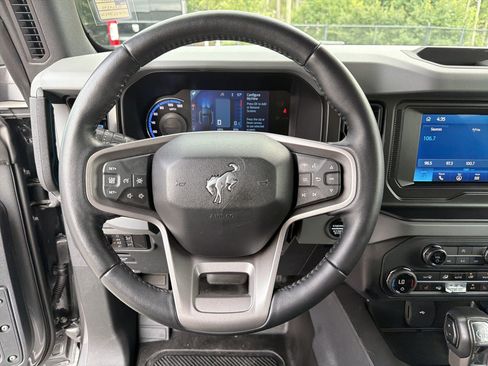 Used 2023 Ford Bronco Black Diamond AWD/4WD image 28