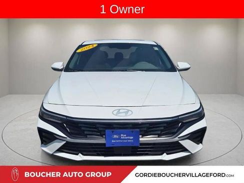 Used 2024 Hyundai Elantra SEL w/ Convenience Package FWD image 2