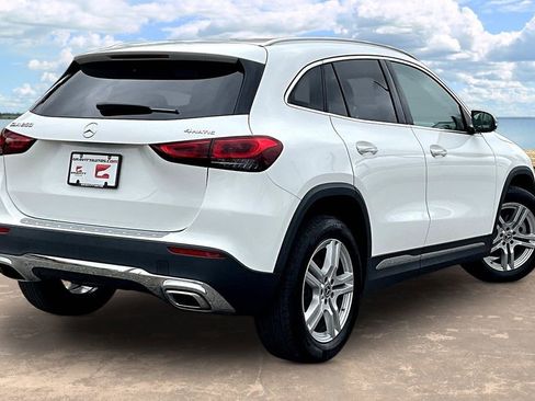 Used 2022 Mercedes-Benz GLA 250 4MATIC w/ Premium Package Lite image 6