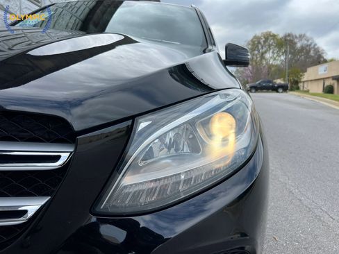 Used 2017 Mercedes-Benz GLE 350 w/ Premium 1 Package image 14