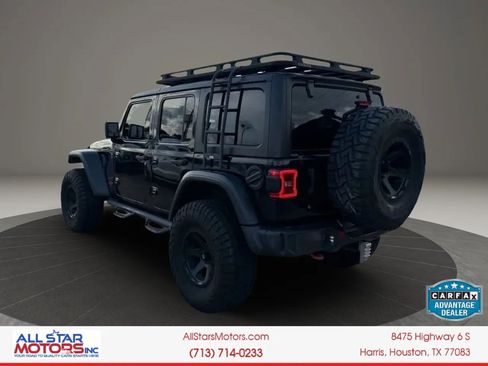 Used 2018 Jeep Wrangler Unlimited Rubicon AWD/4WD image 9