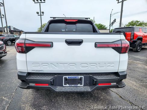 Used 2023 Hyundai Santa Cruz SEL w/ Activity Package FWD image 5