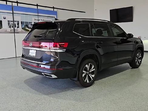 New 2026 Volkswagen Atlas SE FWD image 9
