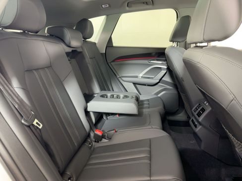 Certified 2025 Audi Q5 Premium w/ Convenience Package AWD/4WD image 28