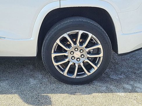 Used 2023 GMC Acadia Denali w/ Denali Ultimate Package image 18