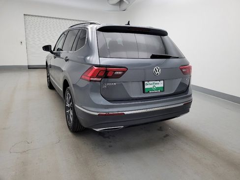 Used 2020 Volkswagen Tiguan SE w/ Panoramic Sunroof Package AWD/4WD image 6