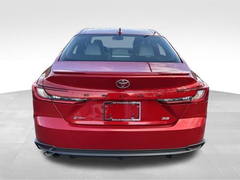 Certified 2025 Toyota Camry SE w/ Convenience Package FWD image 5
