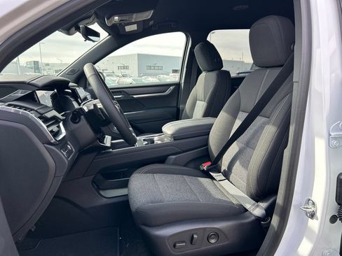 New 2026 GMC Acadia Elevation w/ Black Edition AWD/4WD image 17