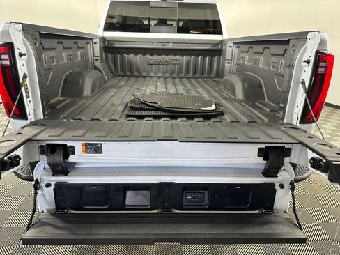 Used 2026 GMC Sierra 2500 Denali Ultimate w/ Max Trailering Package AWD/4WD image 32