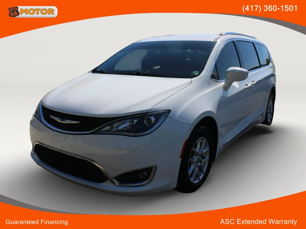 Used 2020 Chrysler Pacifica Touring-L FWD image 1