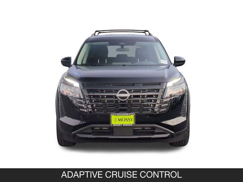 New 2026 Nissan Pathfinder SV image 4