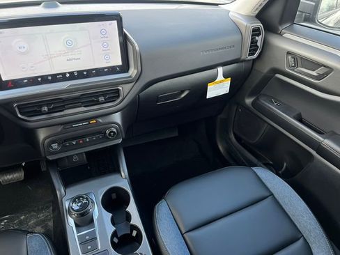 New 2025 Ford Bronco Sport Outer Banks AWD/4WD image 32