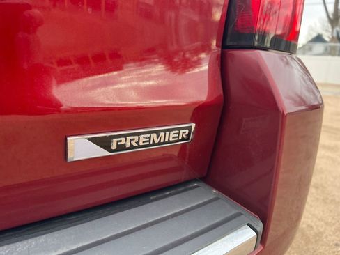 Used 2017 Chevrolet Tahoe Premier AWD/4WD image 11