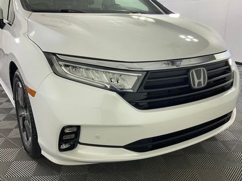 Used 2022 Honda Odyssey Elite image 8