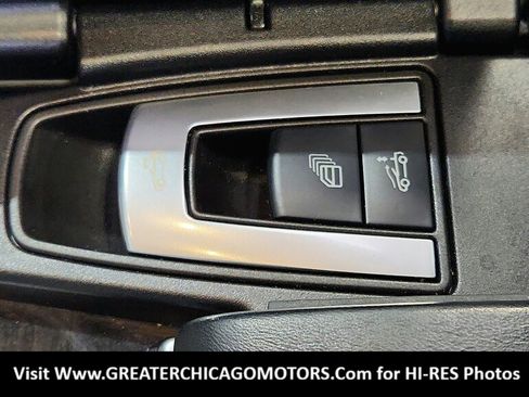 Used 2013 Mercedes-Benz SL 63 AMG image 27