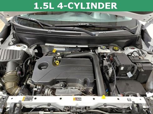 Certified 2024 GMC Terrain SLT image 12