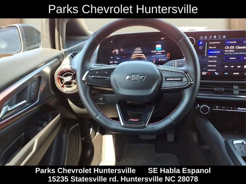 Certified 2025 Chevrolet Equinox EV RS FWD image 20