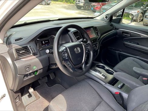 Used 2021 Honda Ridgeline Sport image 8