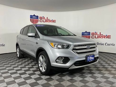 Certified 2019 Ford Escape SE image 1