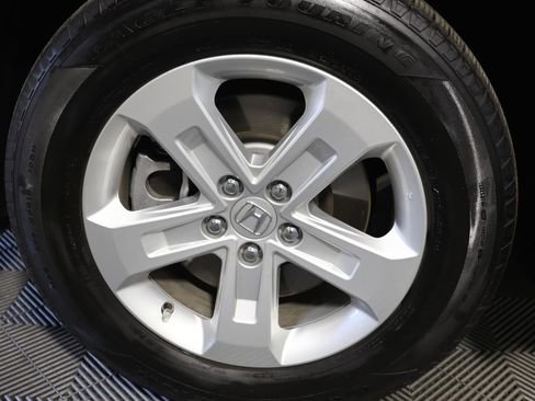 Used 2023 Honda Pilot LX image 26