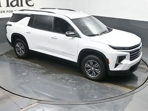 New 2026 Chevrolet Traverse LT w/ Driver Confidence Package image 27