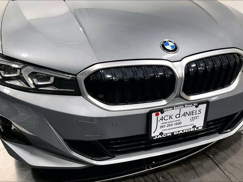 Used 2023 BMW 330i xDrive Sedan w/ Premium Package AWD/4WD image 20
