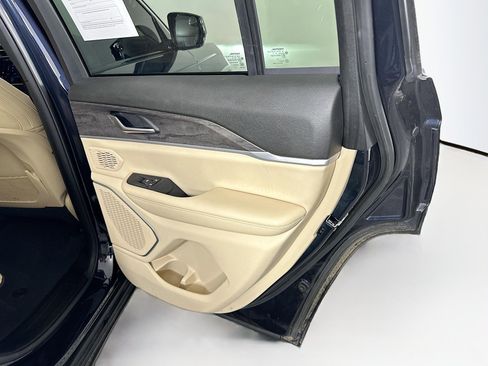 Used 2024 Jeep Grand Cherokee Limited 4xe AWD/4WD image 31