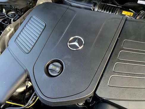 Used 2026 Mercedes-Benz GLC 300 4MATIC image 27