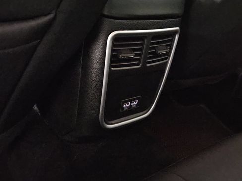 Used 2021 Chrysler 300 Touring w/ Sport Appearance Package RWD image 25