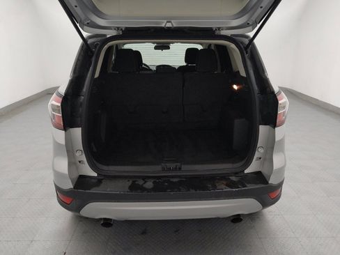 Used 2018 Ford Escape SE image 29