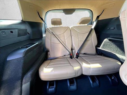 Used 2022 Cadillac XT6 Premium Luxury w/ Platinum Package image 30