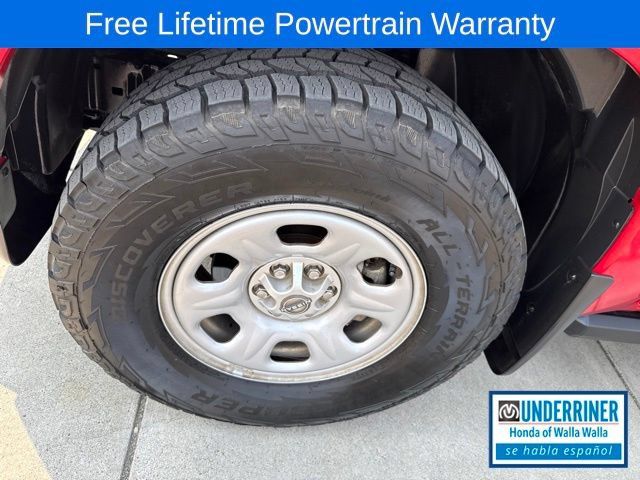 Used 2022 Nissan Frontier S w/ Technology Package AWD/4WD image 14
