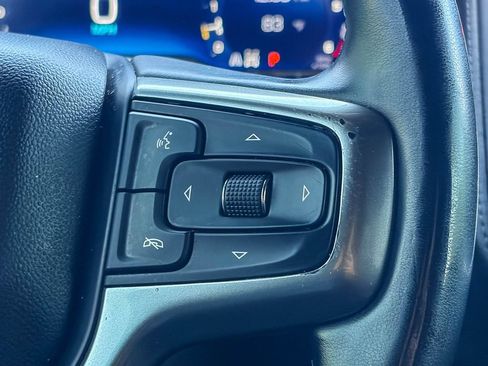 Used 2024 Chevrolet Suburban Z71 w/ Luxury Package AWD/4WD image 19