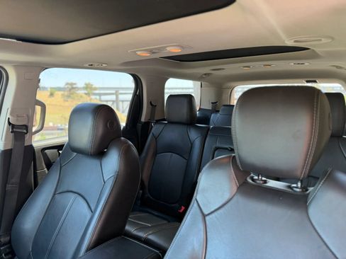 Used 2017 GMC Acadia Limited SLT FWD image 11