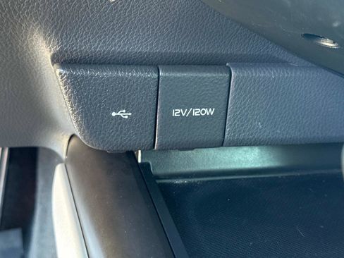 Used 2024 Toyota Camry SE image 26