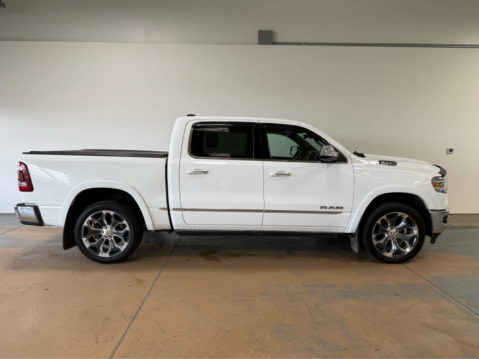 Used 2020 RAM 1500 Limited AWD/4WD image 6