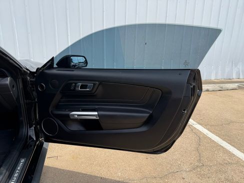 Used 2019 Ford Mustang GT Premium w/ Equipment Group 401A RWD image 24