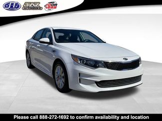 Used 2018 Kia Optima LX w/ 17" Alloy Wheels Package 360° Tour