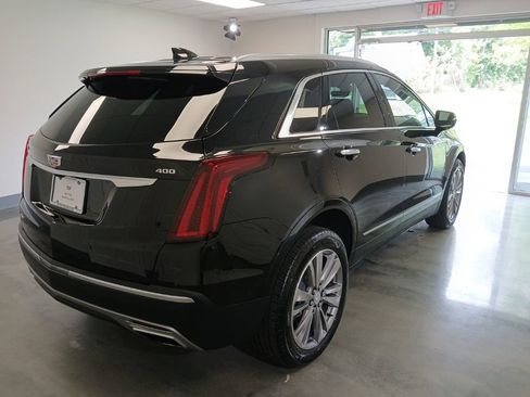 Used 2025 Cadillac XT5 Premium Luxury w/ Technology Package AWD/4WD image 2